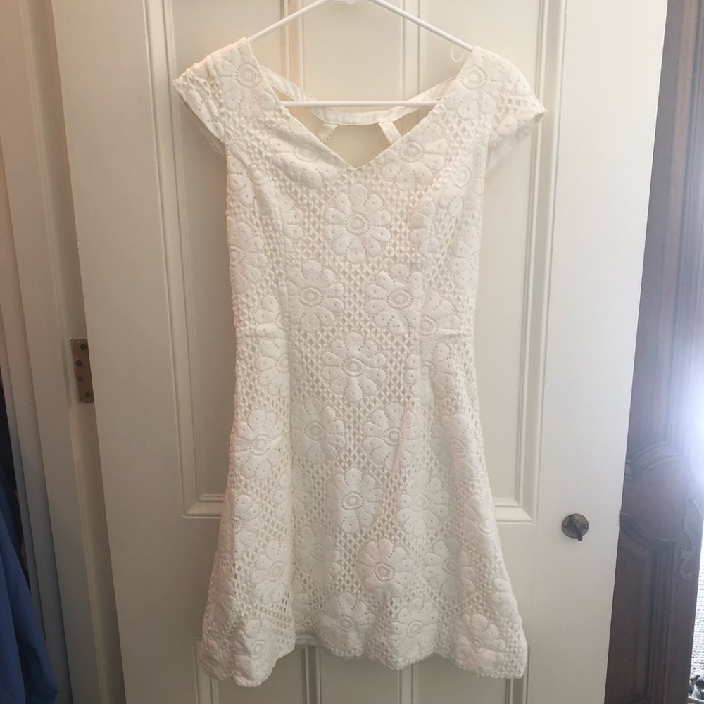 Lily Pulitzer White Lace Dress with Pearl Back
